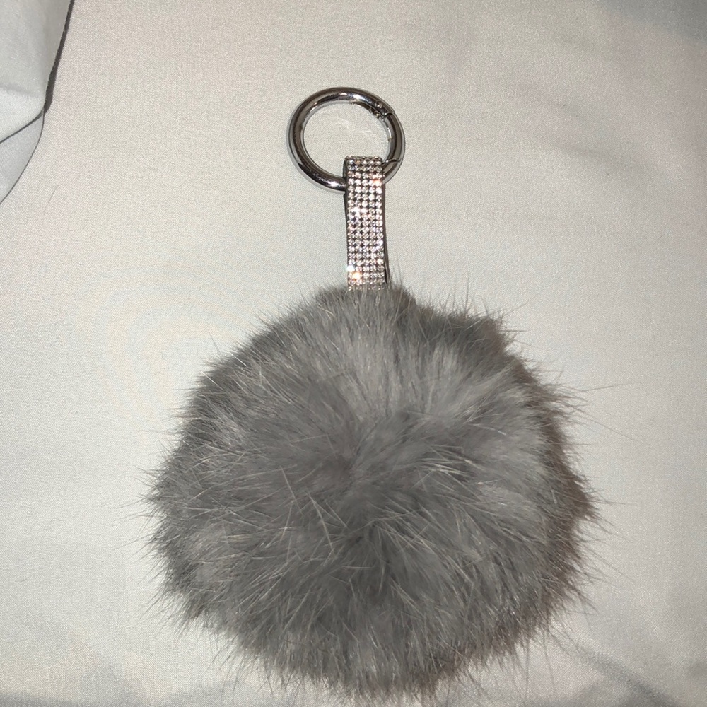 Keychain puff ball